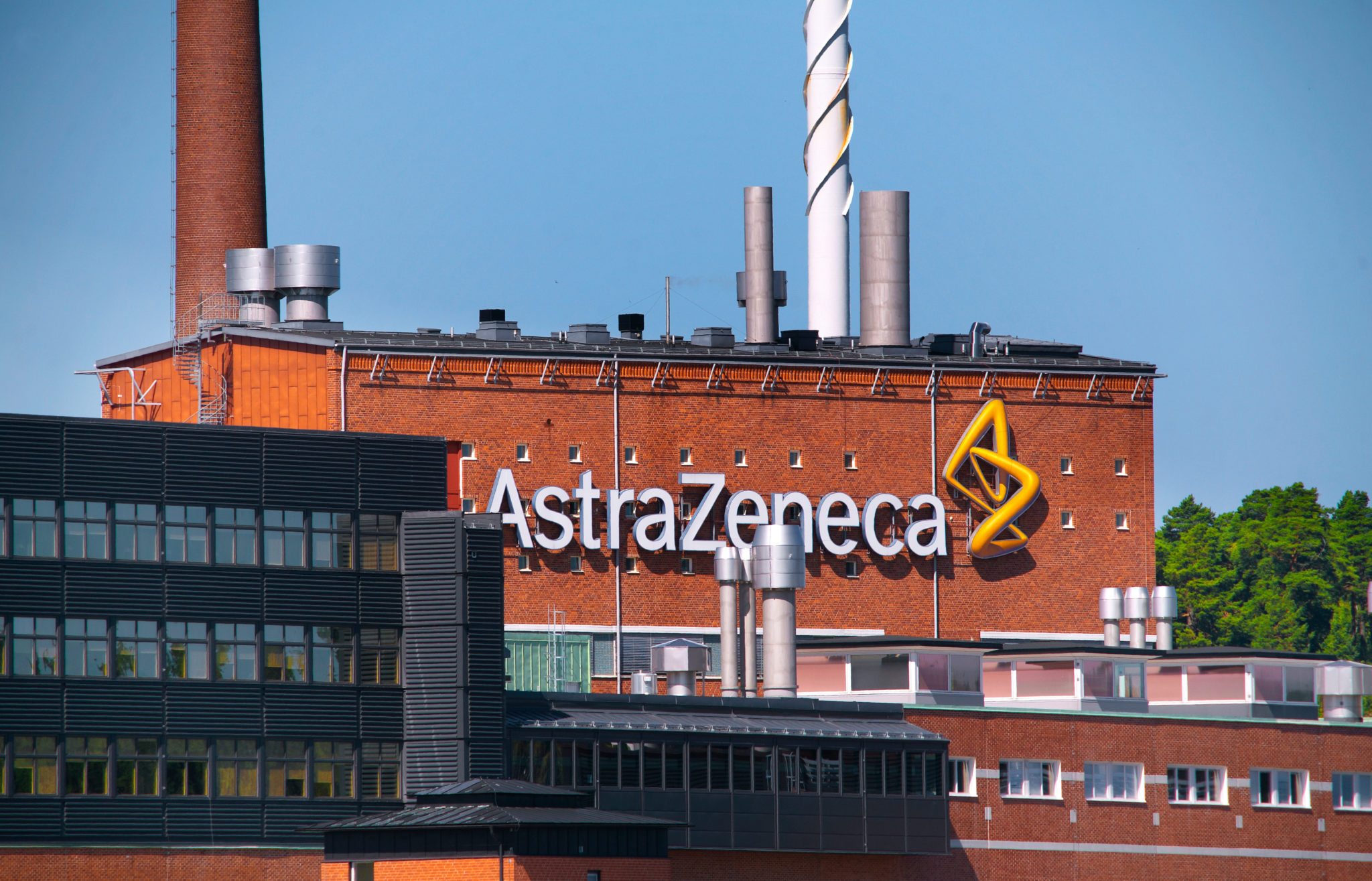 AstraZeneca wins expanded OK to use Tagrisso in frontline lung cancer niche, spurring hope of hitting $3B sales goal