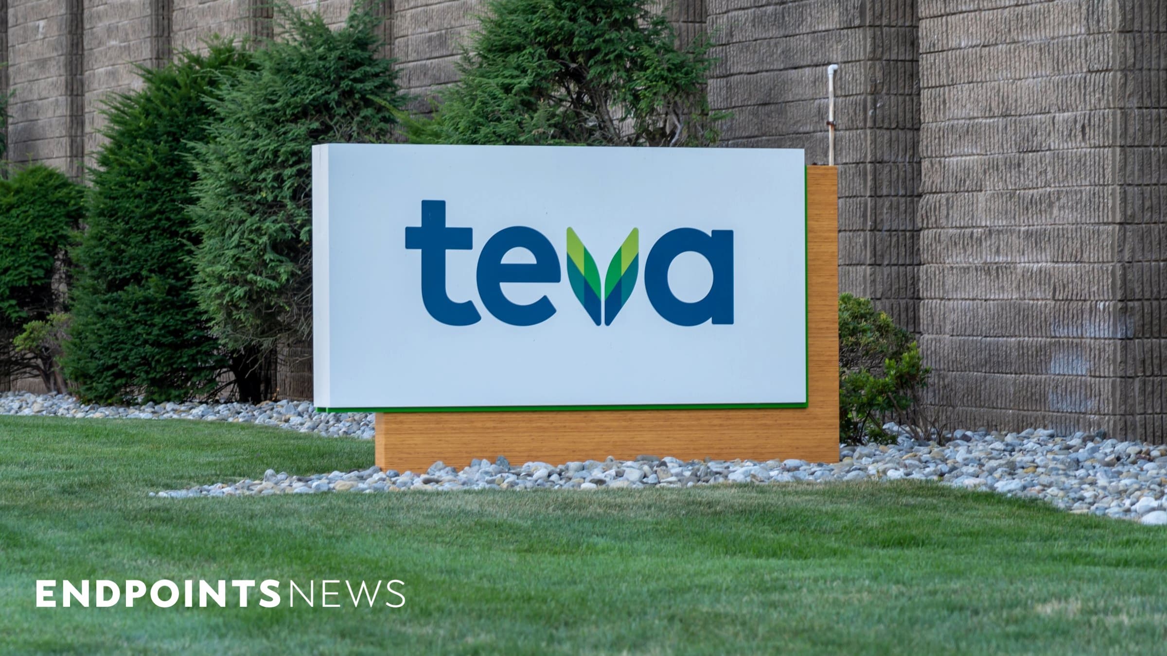 Sanofi, AstraZeneca back Teva's call to rehear case on patent listings