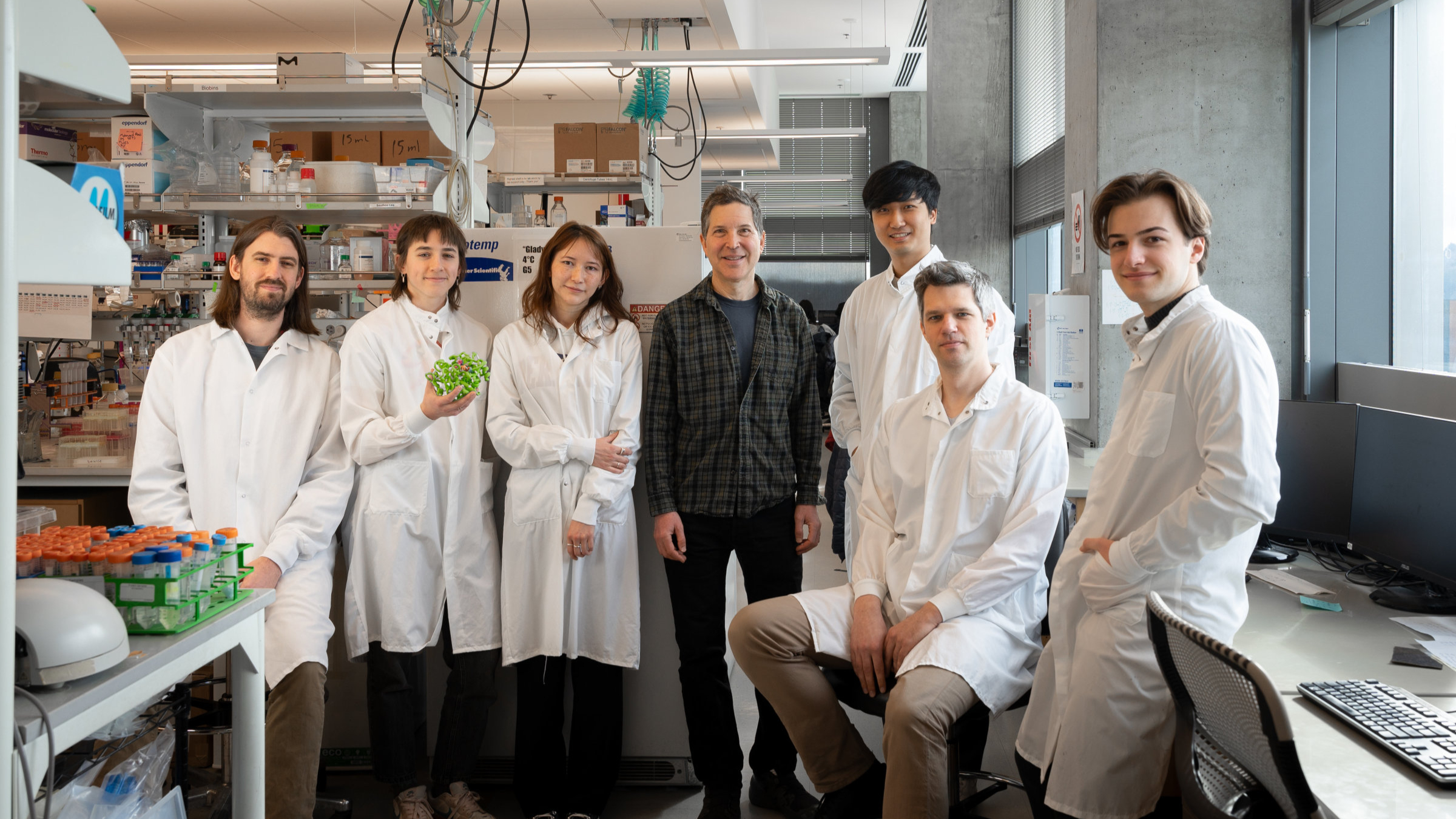 David Baker lab makes de novo enzymes with AI